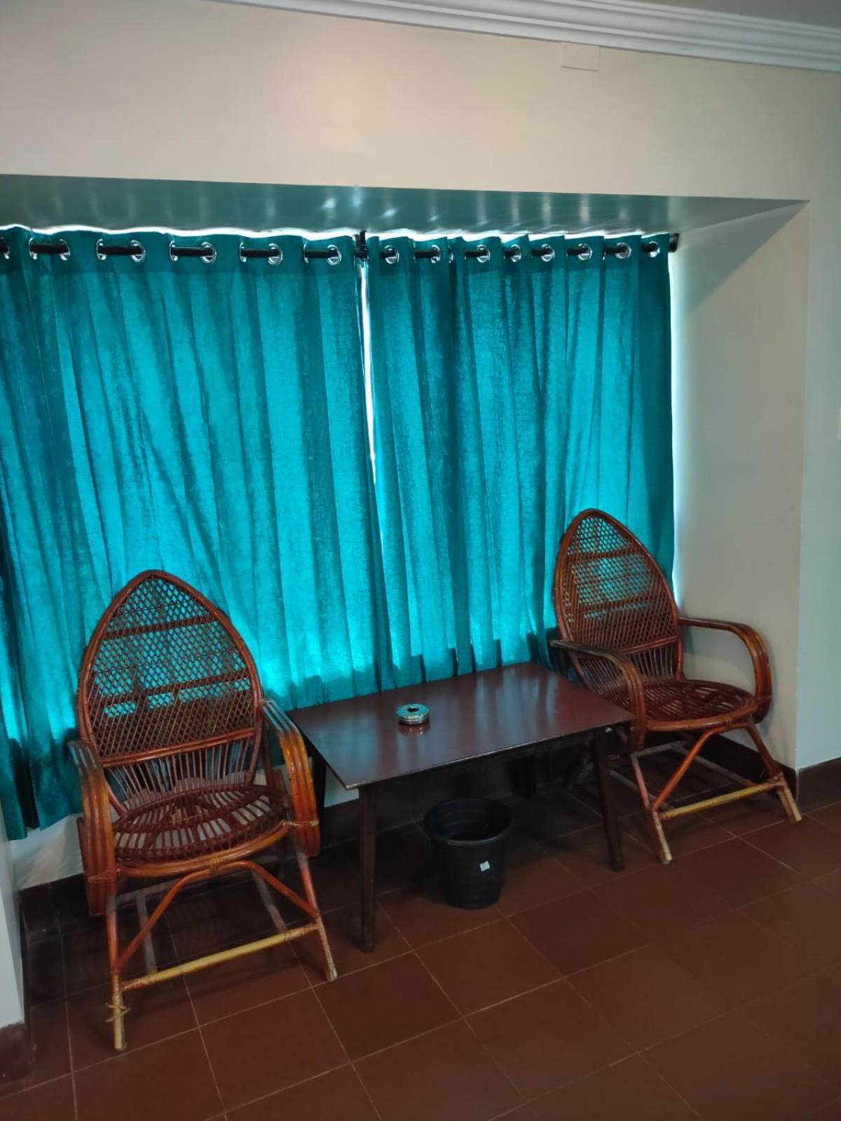 Anjana Hotels Тени Екстериор снимка